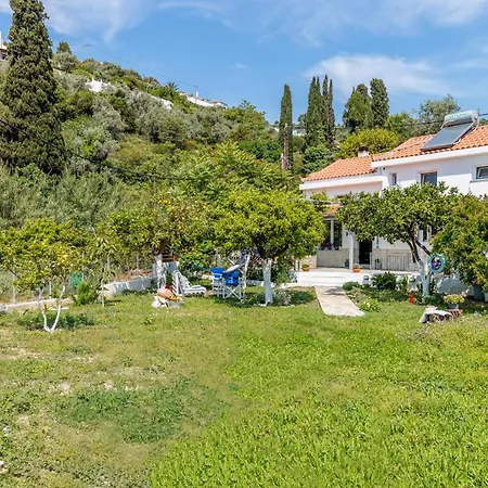 Karderina Cozy By The River Vila